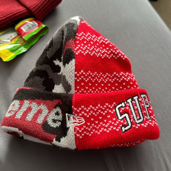 Supreme New Era Split Beanie